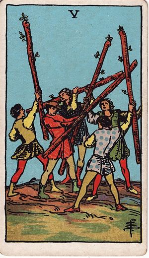 Cinco de Bastos (Five of Wands)