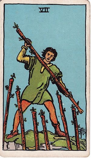 Siete de Bastos (Seven of Wands)